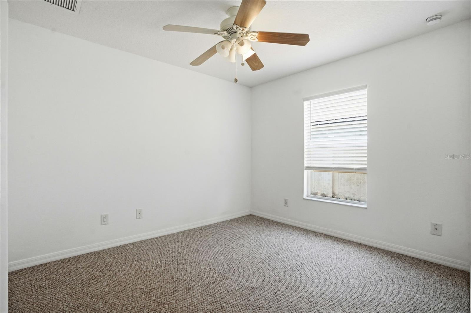 SPRING RIDGE - Residential