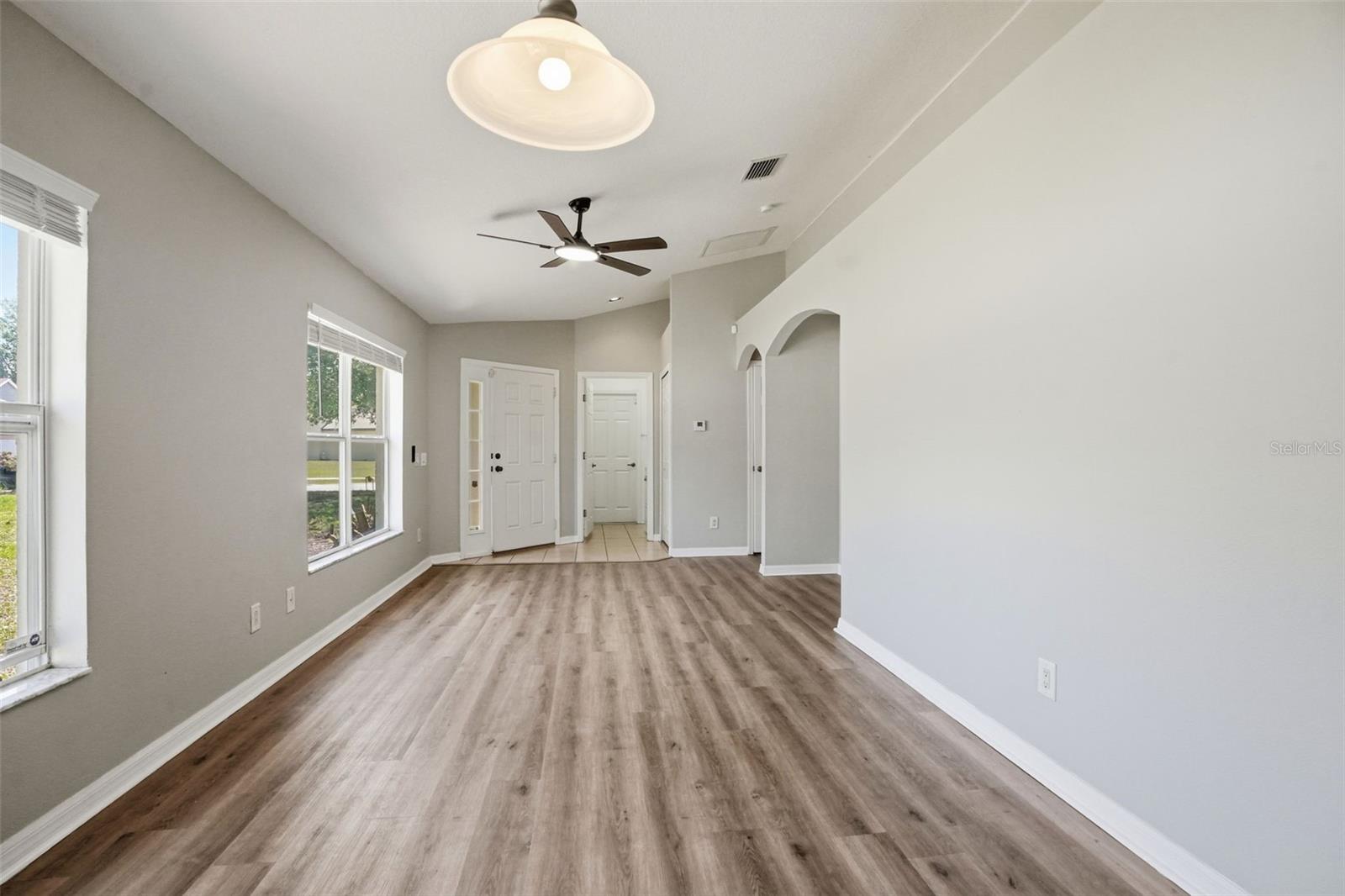 SPRING RIDGE - Residential