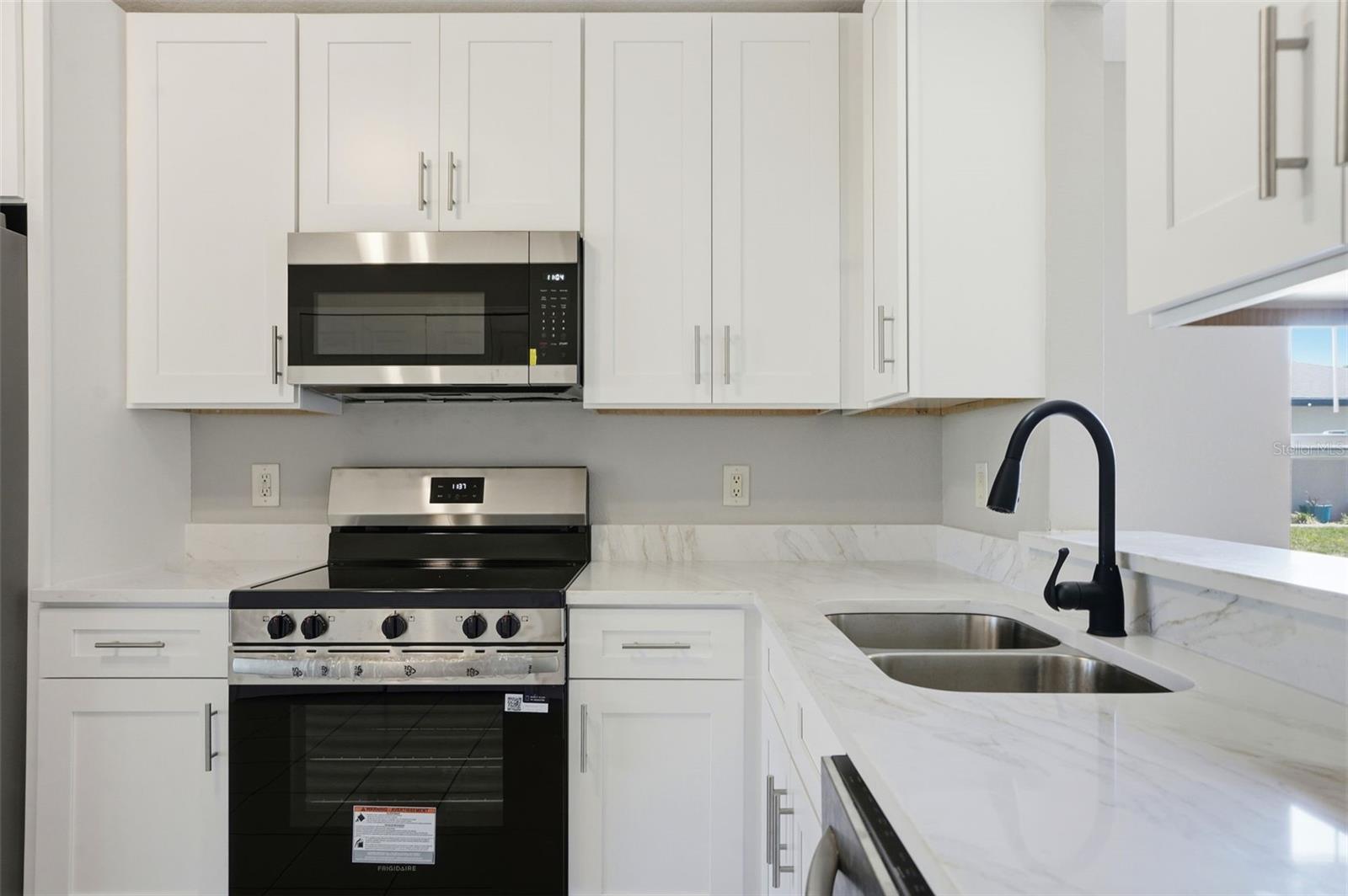 SPRING RIDGE - Residential