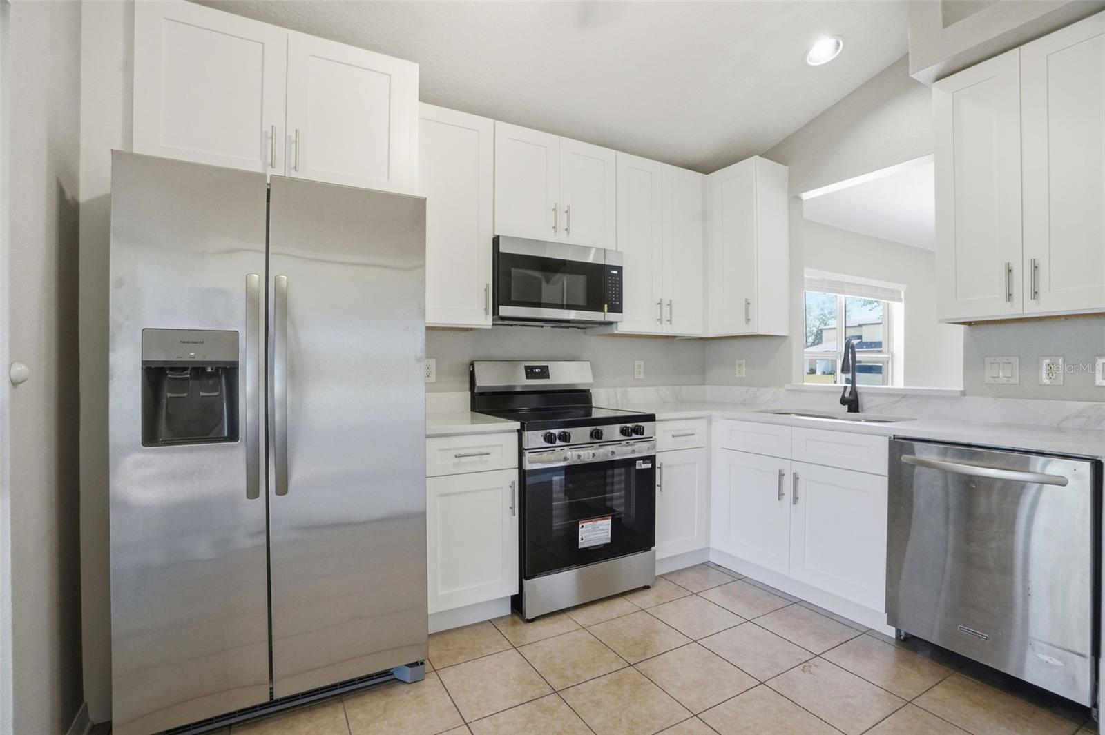 SPRING RIDGE - Residential