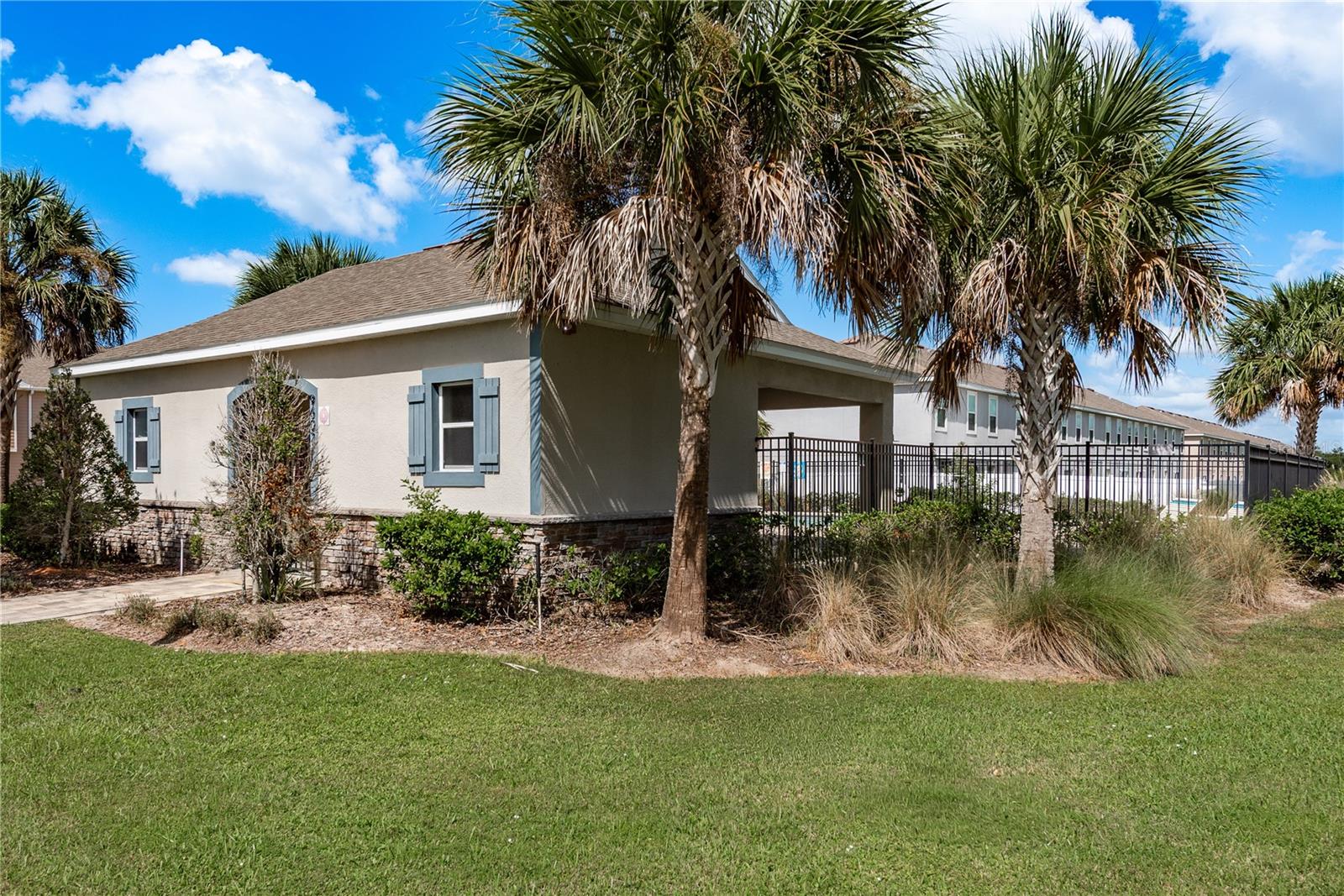 LANDINGS AT ALAFIA - Residential