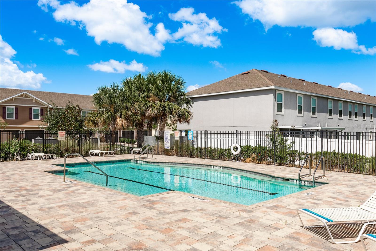 LANDINGS AT ALAFIA - Residential