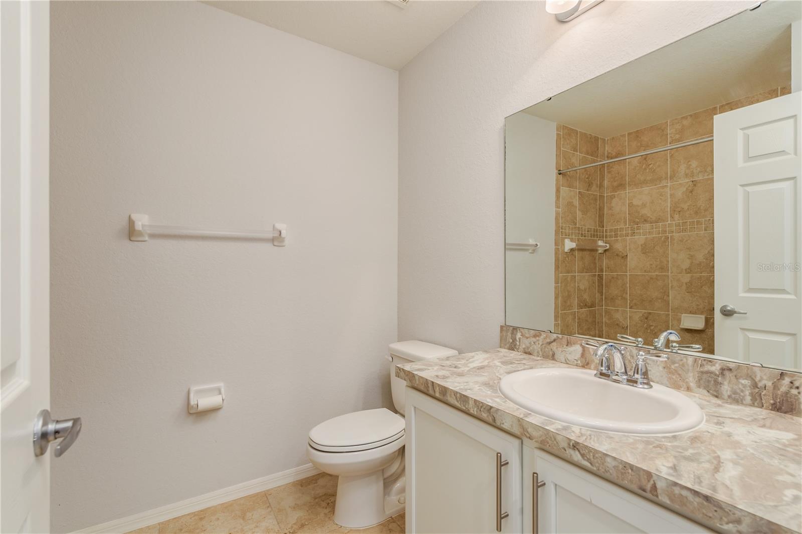 LANDINGS AT ALAFIA - Residential