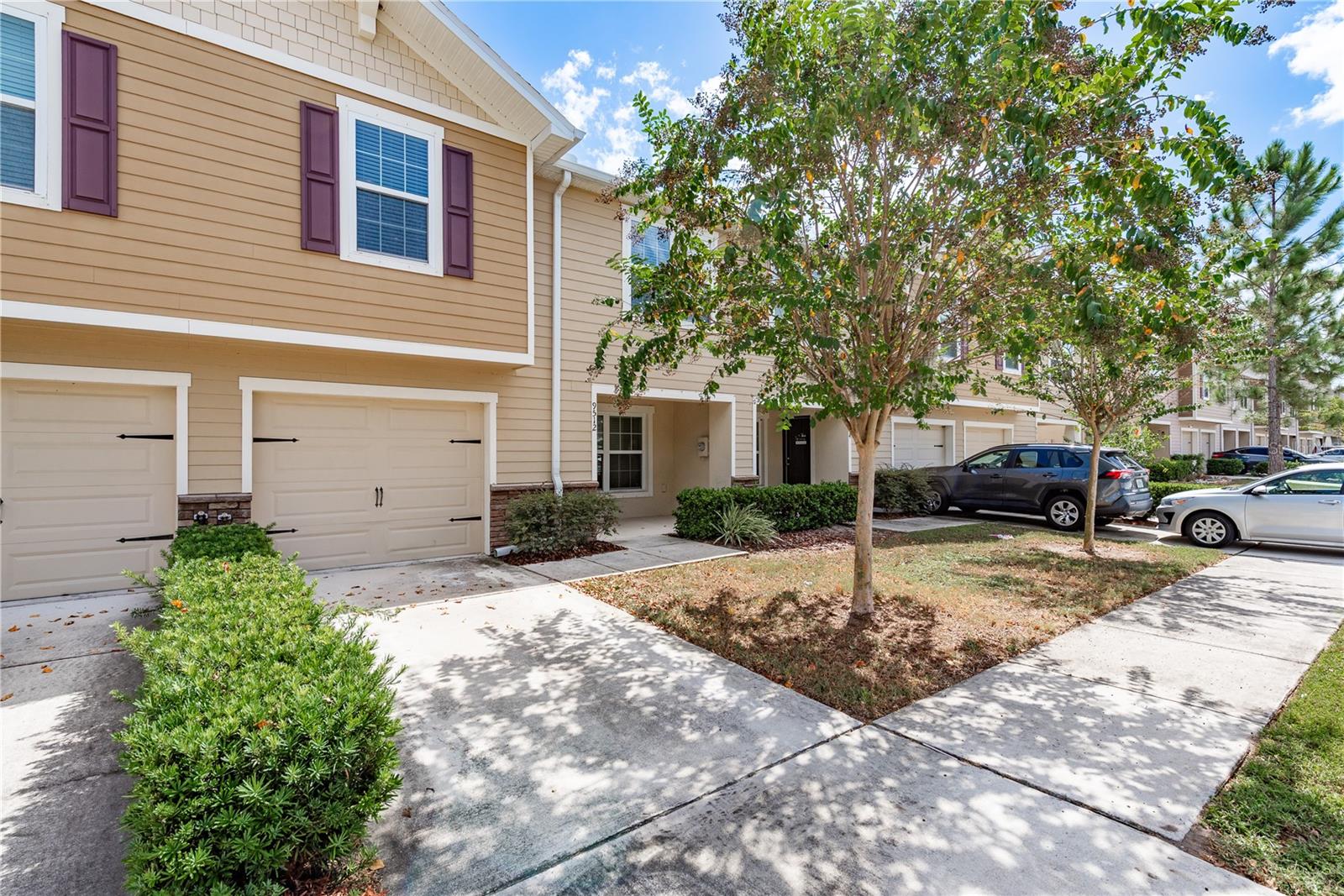 LANDINGS AT ALAFIA - Residential
