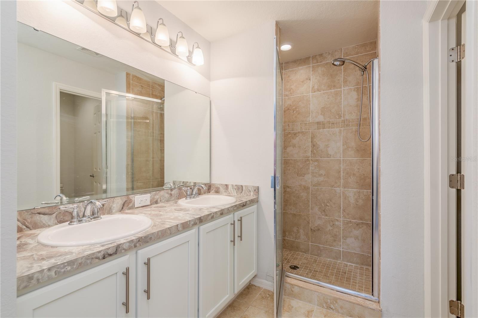 LANDINGS AT ALAFIA - Residential