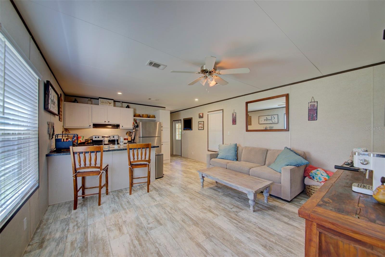 MOON LAKE ESTATES - Residential