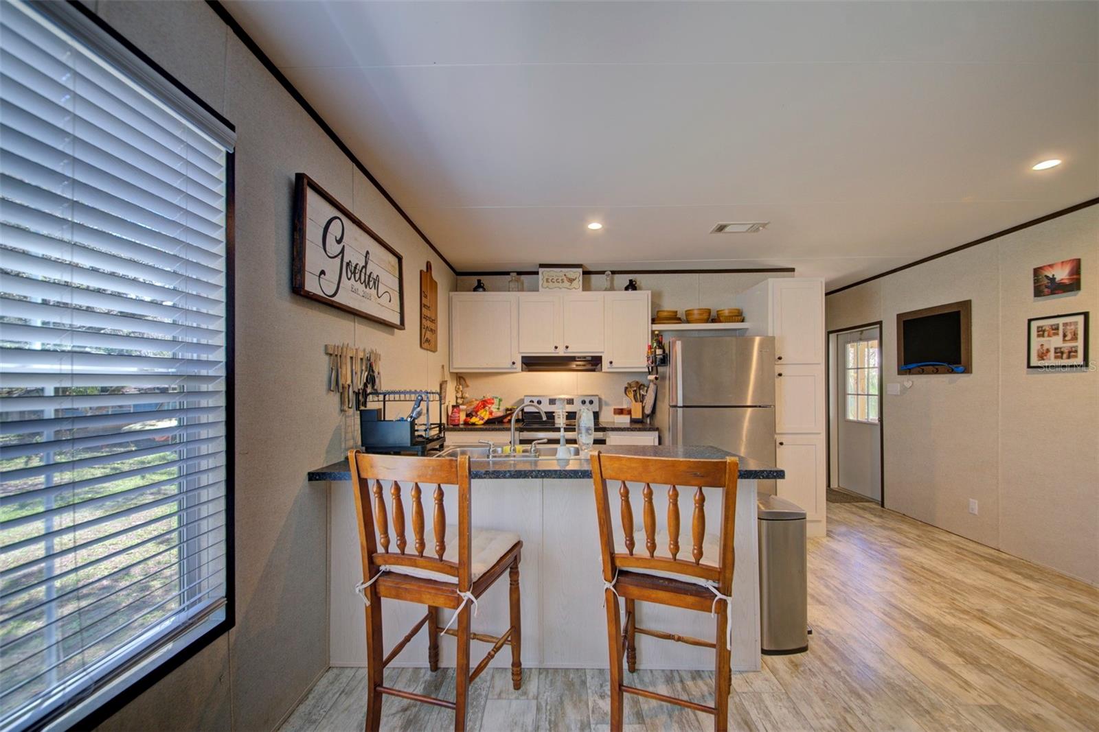 MOON LAKE ESTATES - Residential