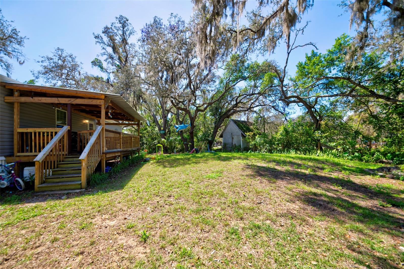 MOON LAKE ESTATES - Residential