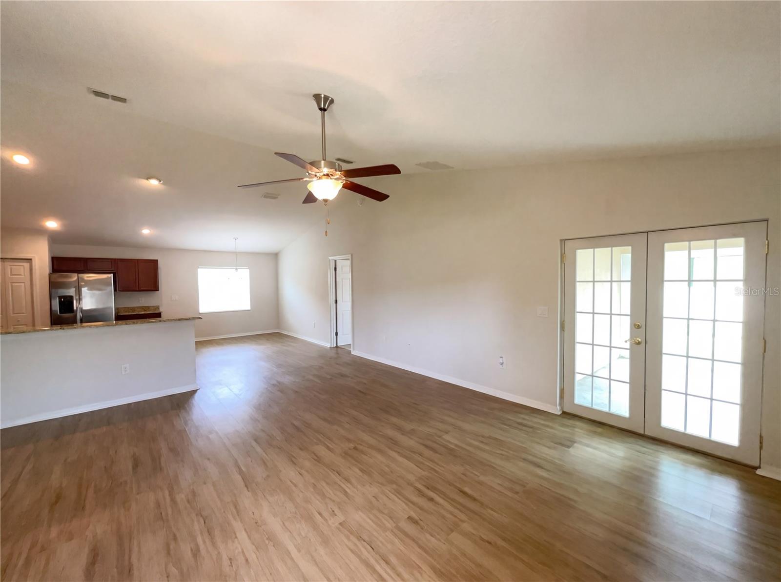 BENJAMIN ESTATES - Residential