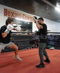 STRALEYS IVANHOE SUB - Business Opportunity