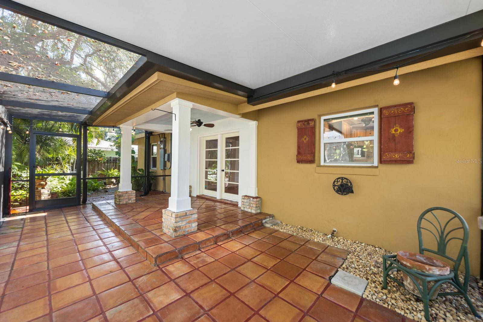 MACKLES - Residential Lease