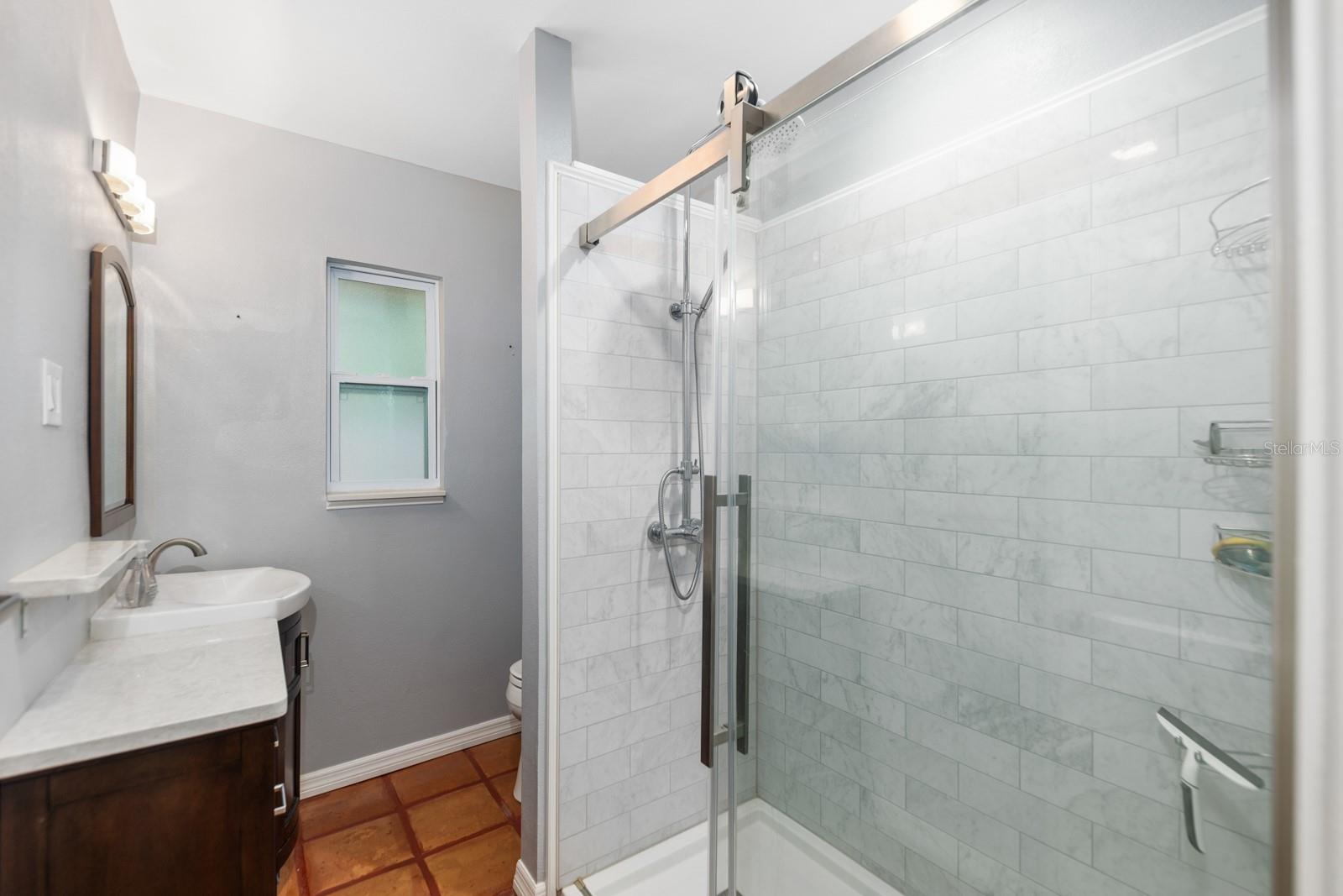 MACKLES - Residential Lease