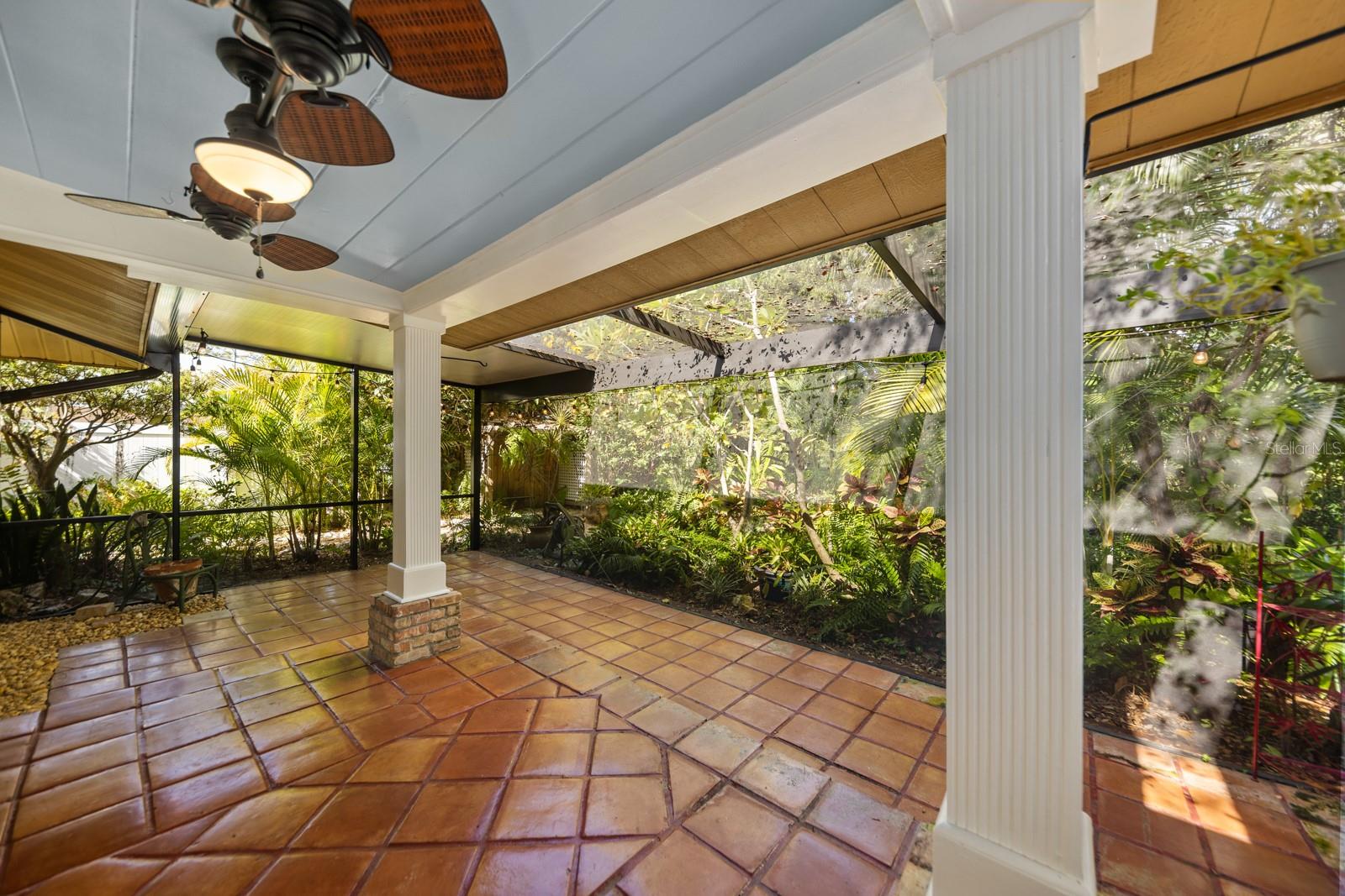 MACKLES - Residential Lease