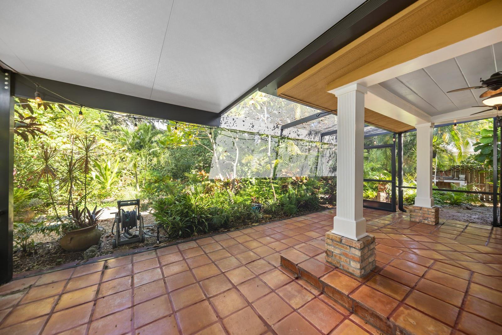 MACKLES - Residential Lease