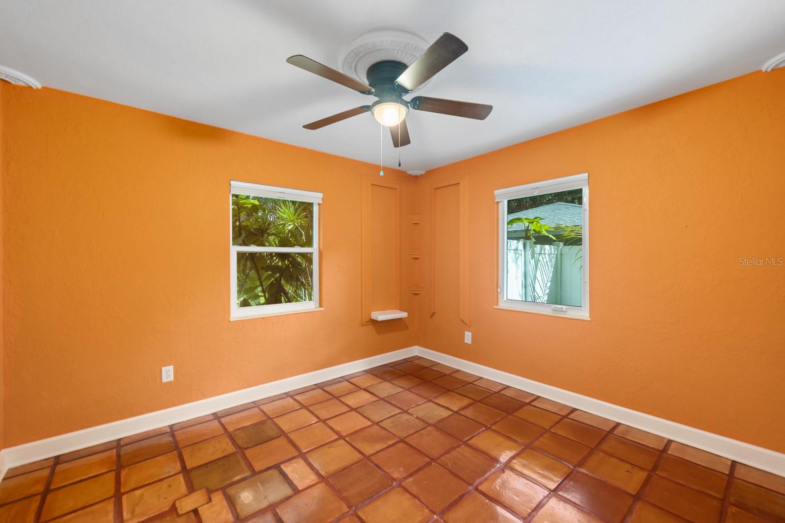 MACKLES - Residential Lease