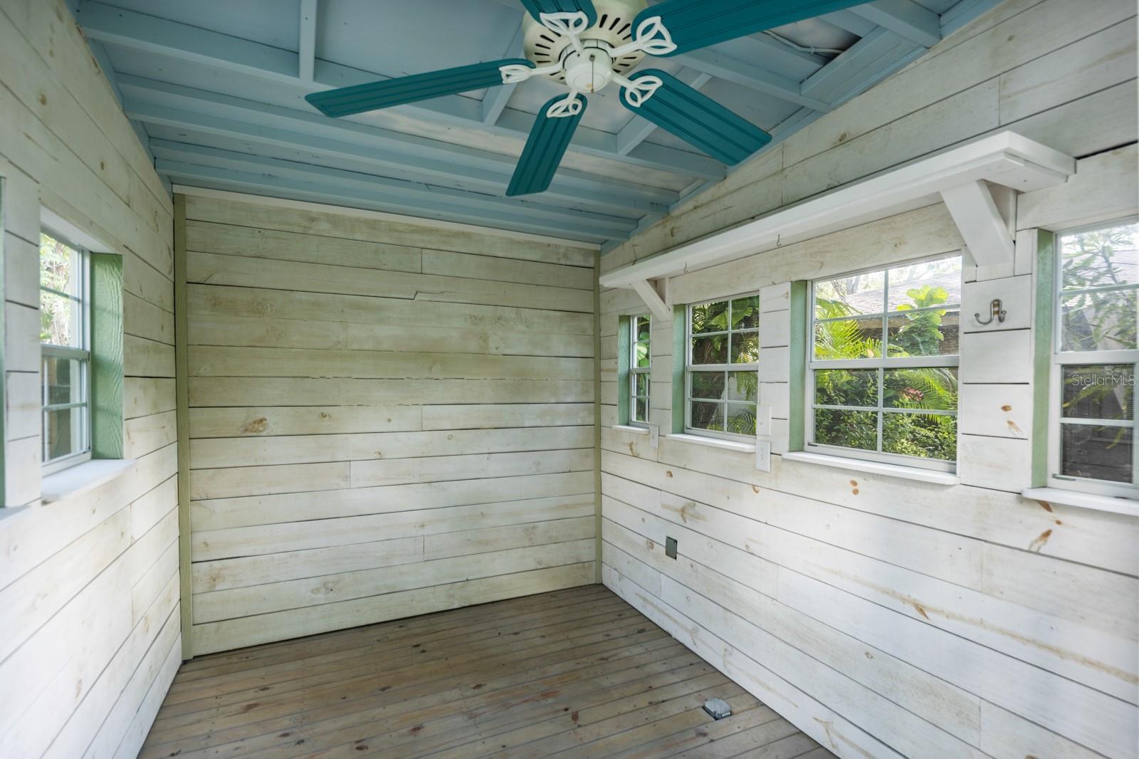 MACKLES - Residential Lease