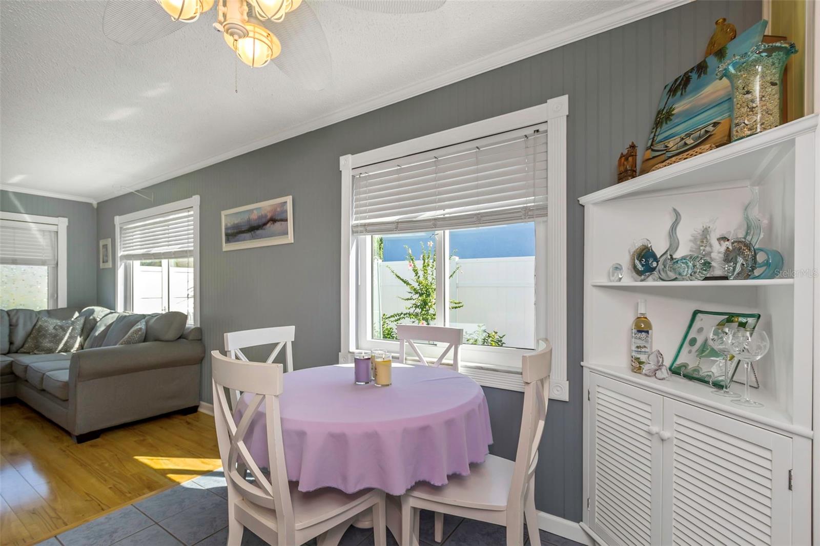 INDIAN ROCKS VILLAGE 3RD ADD - Residential