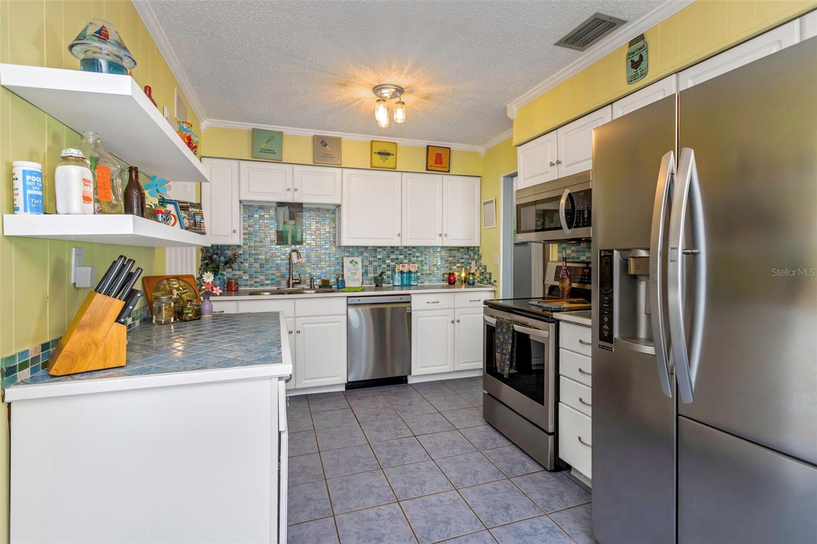 INDIAN ROCKS VILLAGE 3RD ADD - Residential