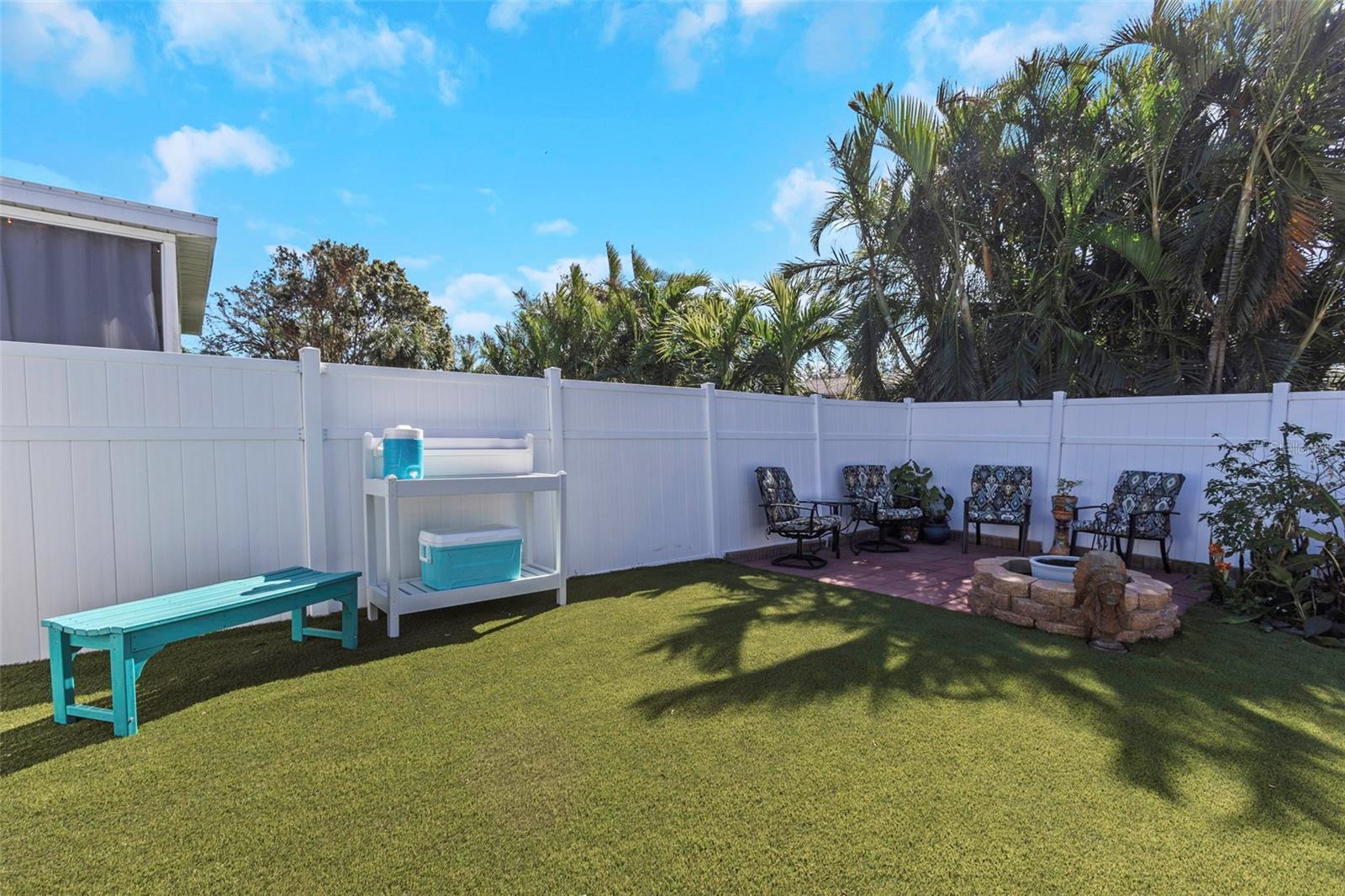 INDIAN ROCKS VILLAGE 3RD ADD - Residential