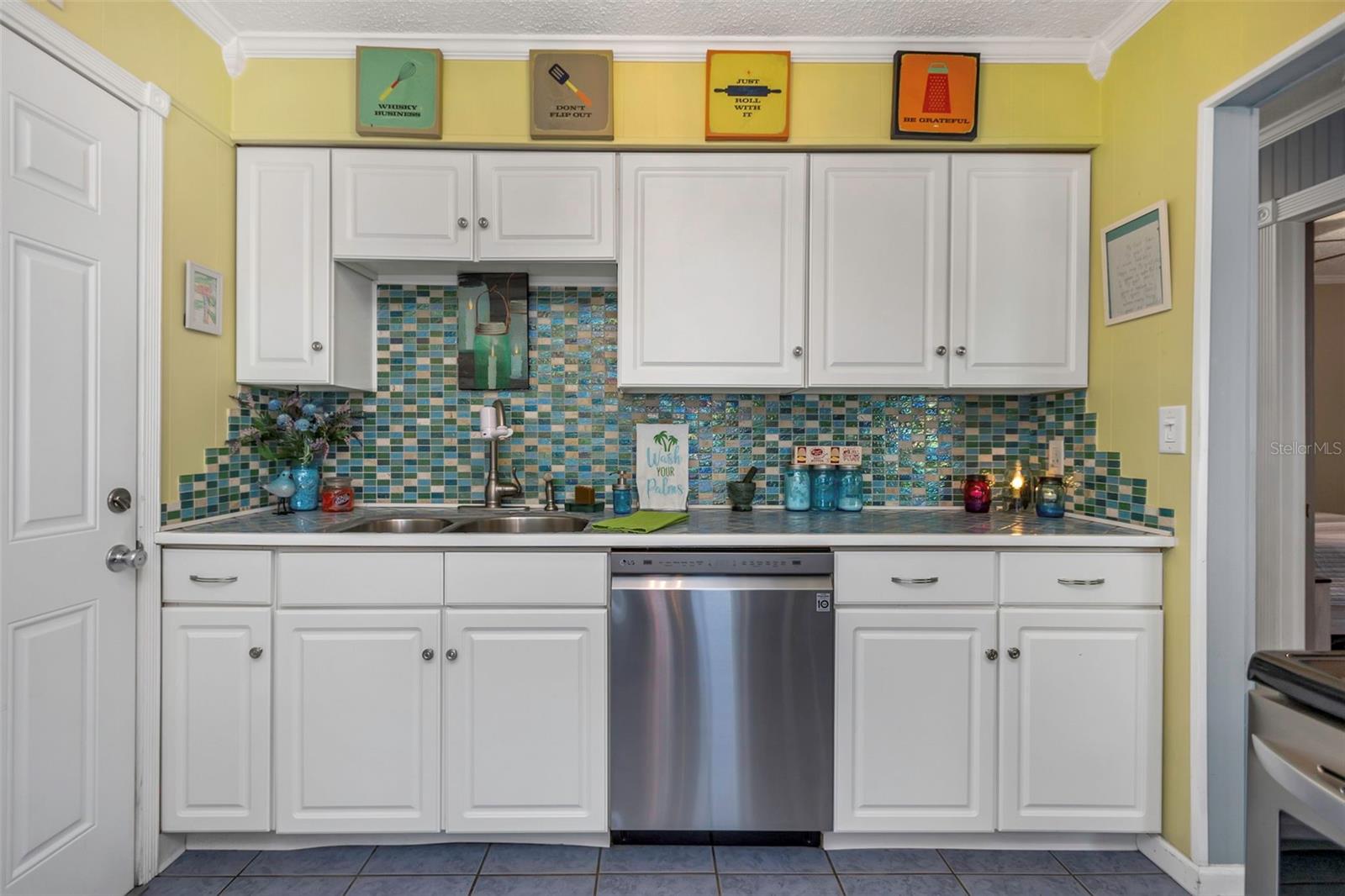 INDIAN ROCKS VILLAGE 3RD ADD - Residential