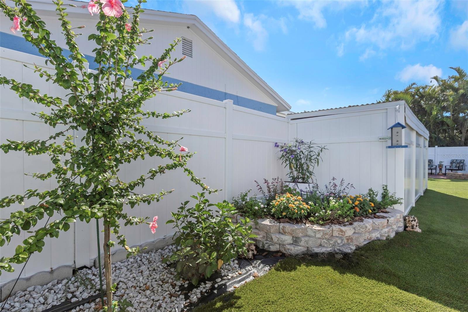 INDIAN ROCKS VILLAGE 3RD ADD - Residential