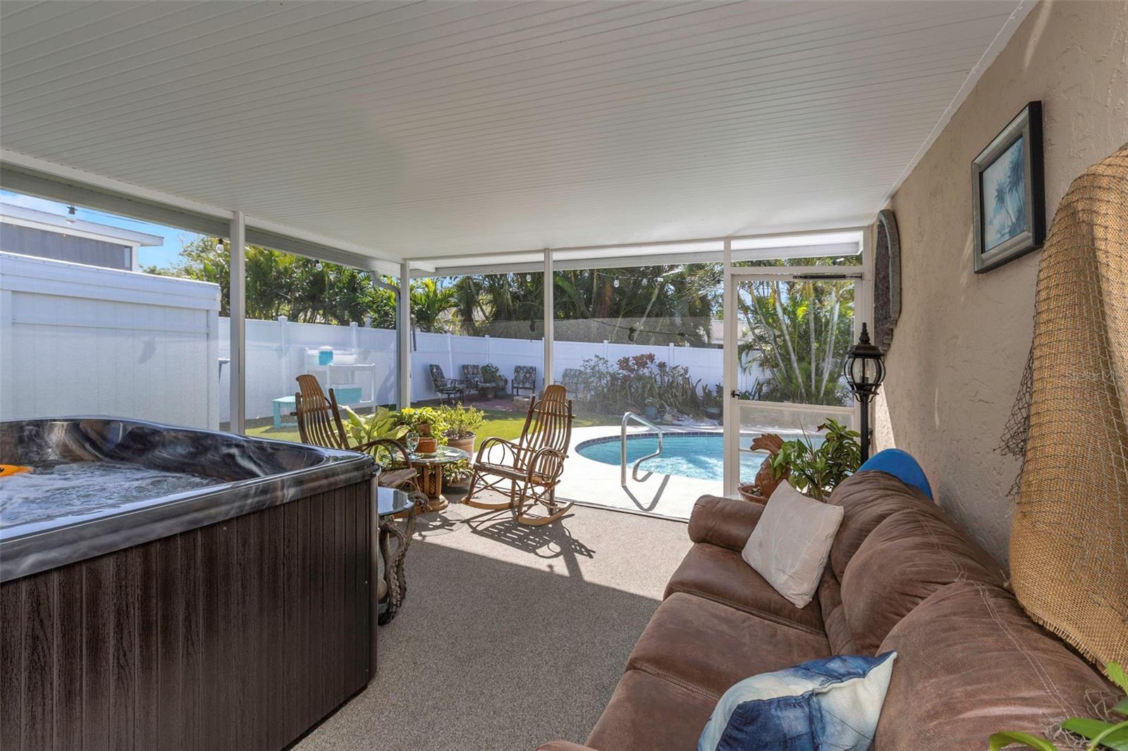 INDIAN ROCKS VILLAGE 3RD ADD - Residential