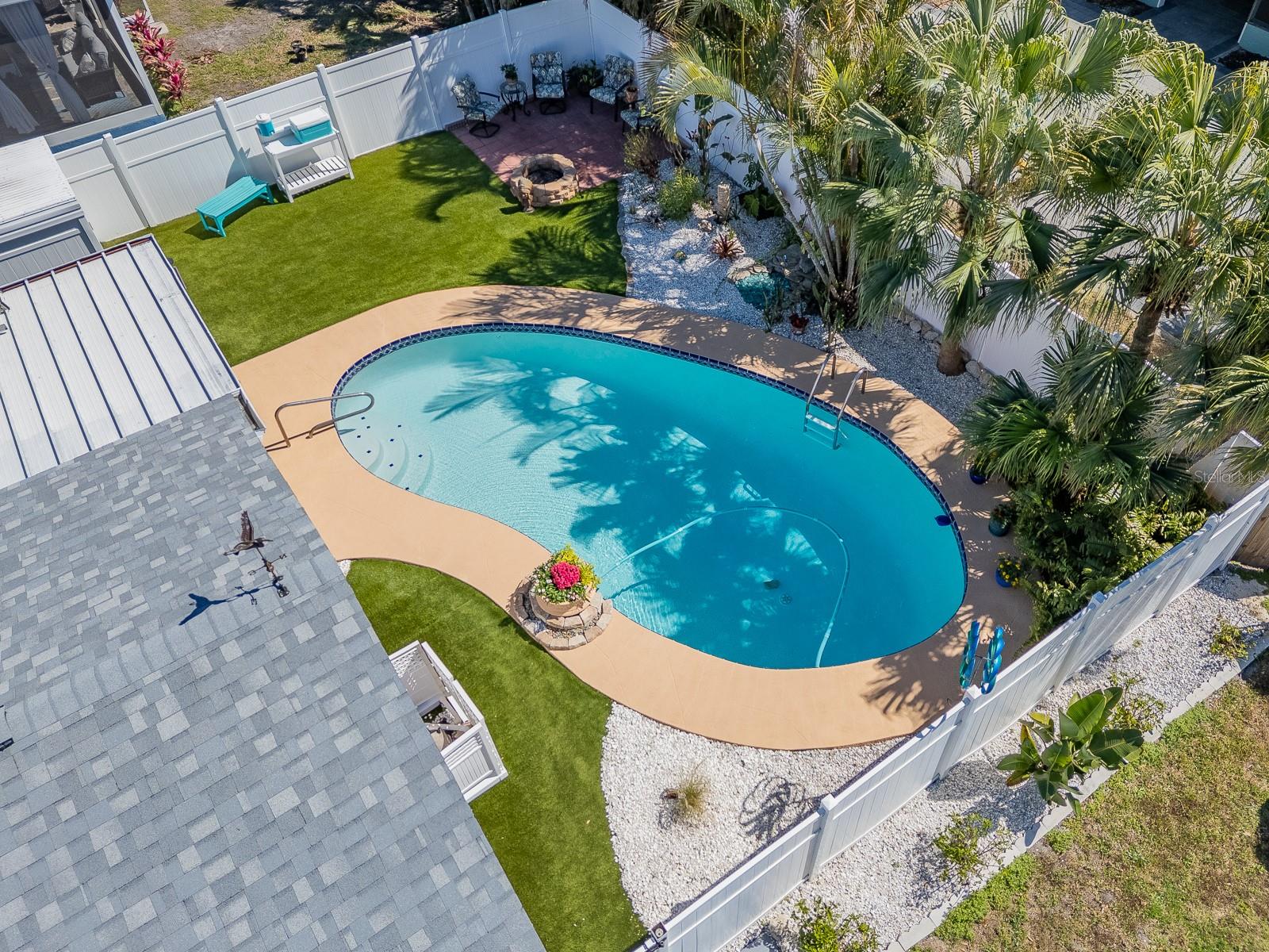 INDIAN ROCKS VILLAGE 3RD ADD - Residential