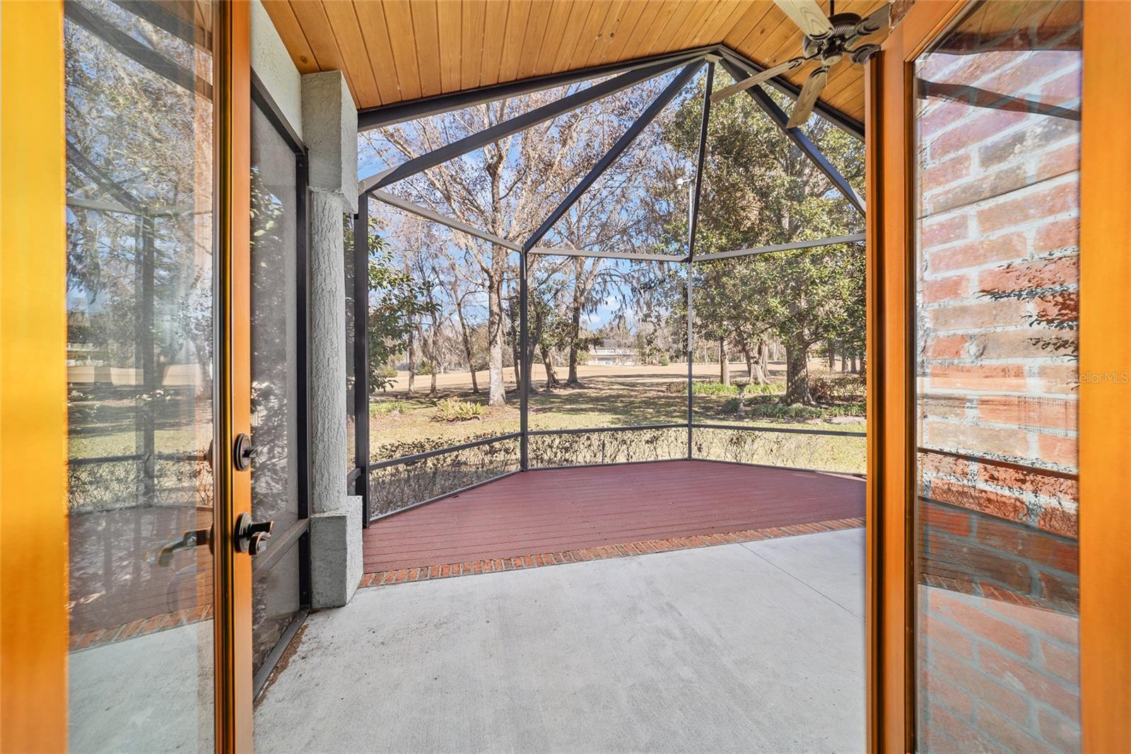 COUNTRY CLUB/OCALA UN 02 - Residential