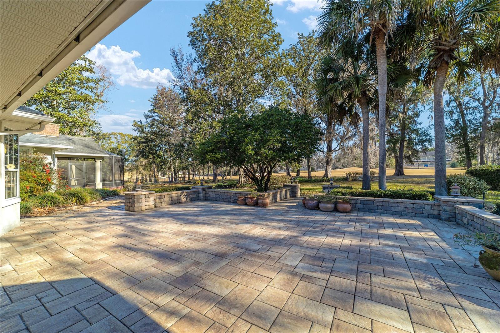 COUNTRY CLUB/OCALA UN 02 - Residential