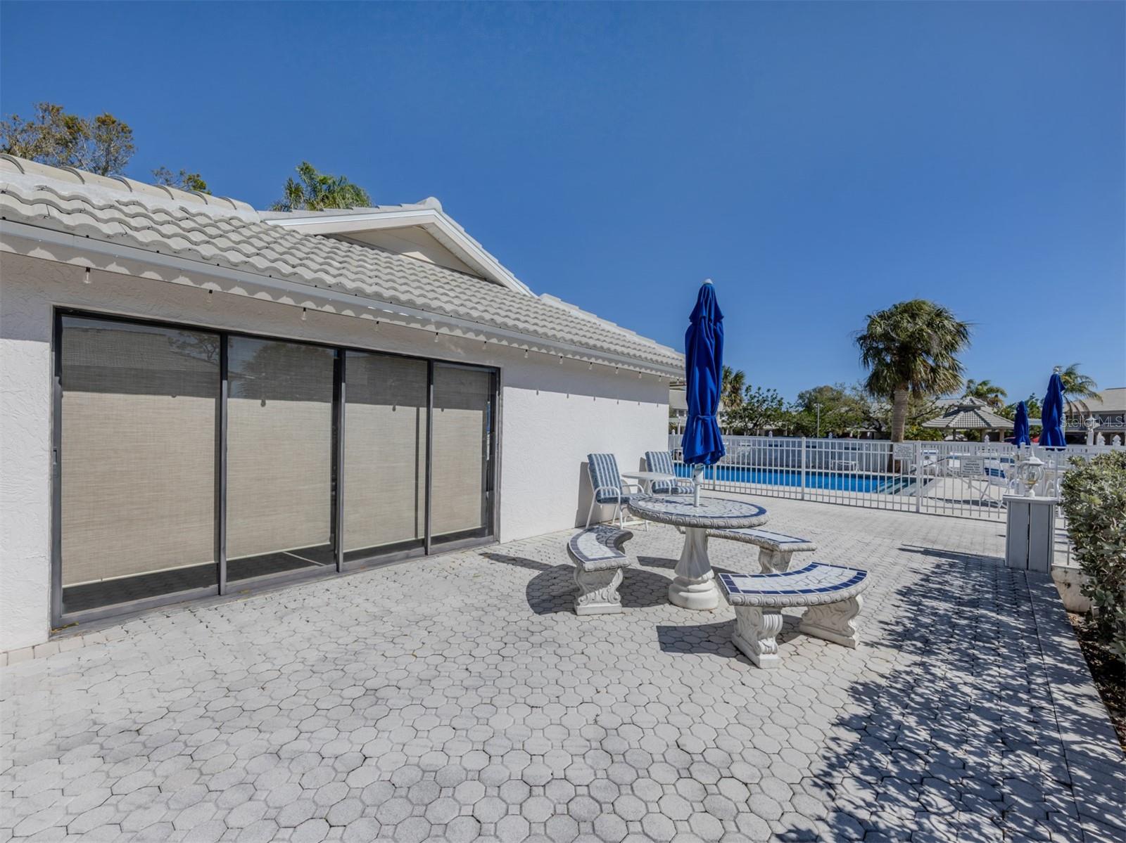 GOLFVIEW - Residential