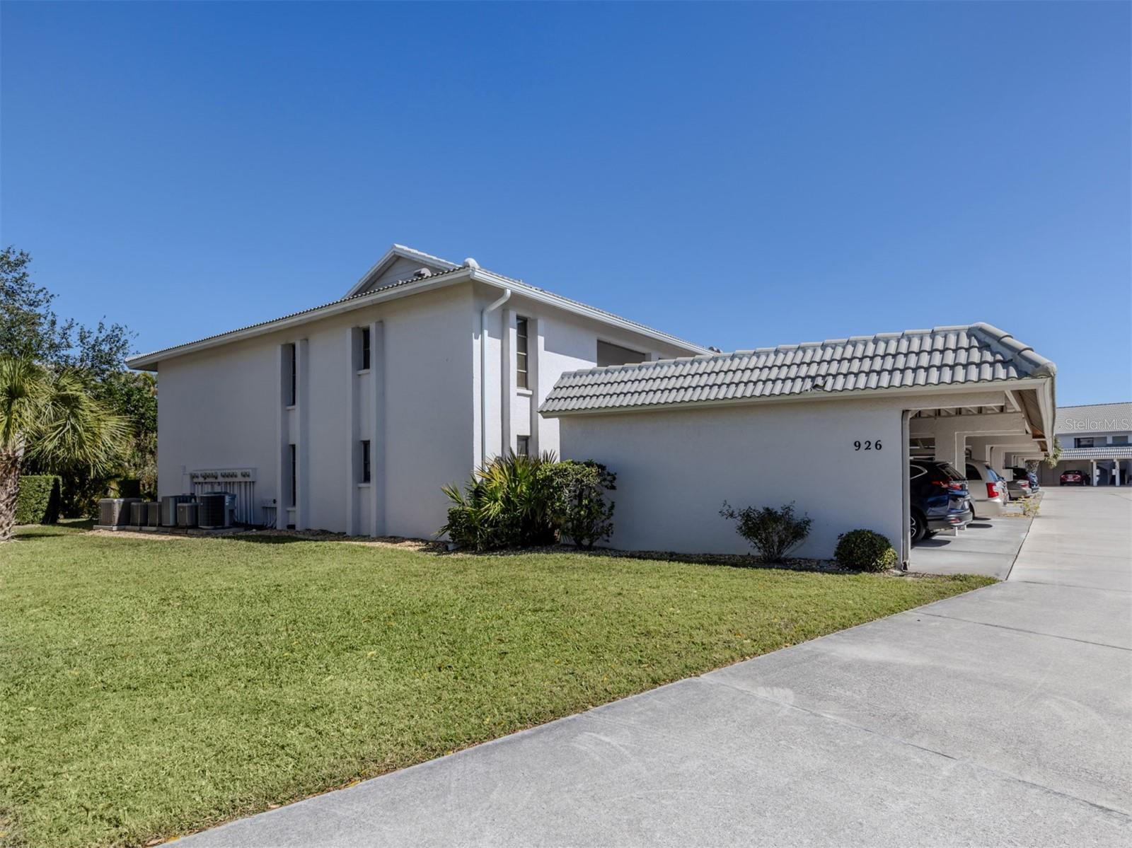 926 CAPRI ISLES BOULEVARD 228