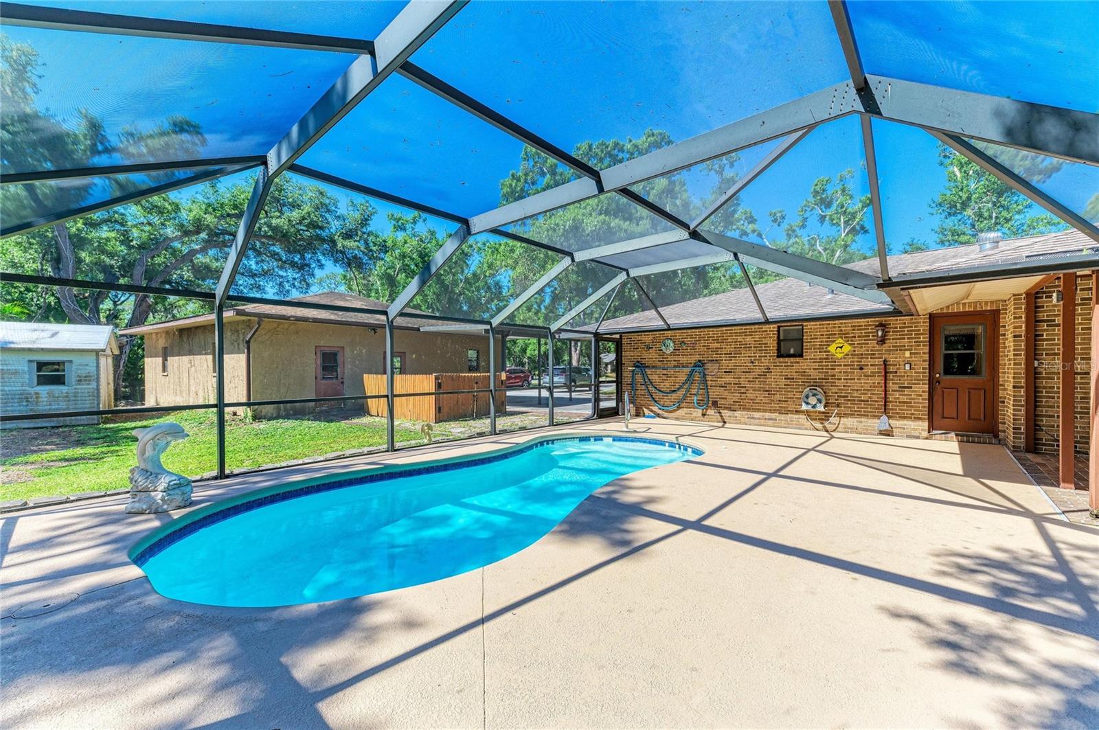 LOST FOREST - Residential