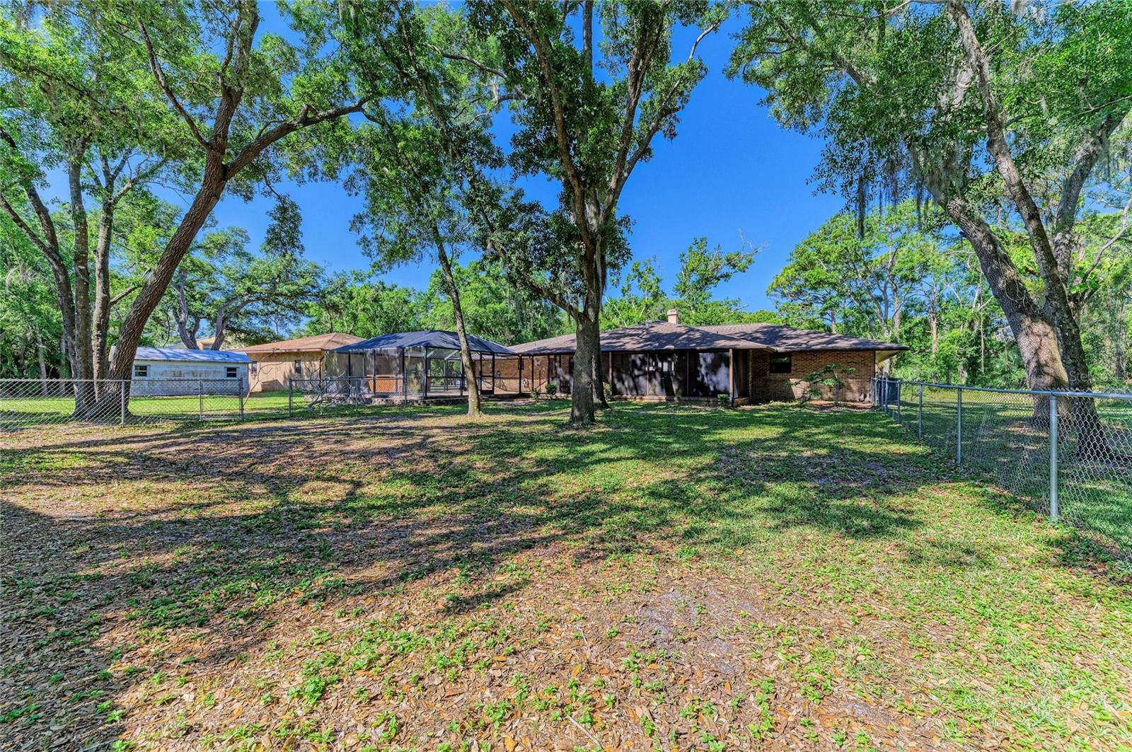 LOST FOREST - Residential