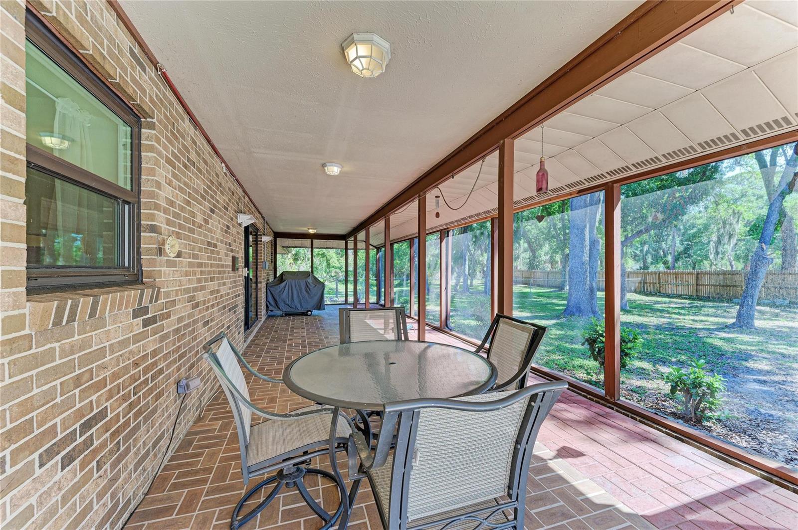 LOST FOREST - Residential