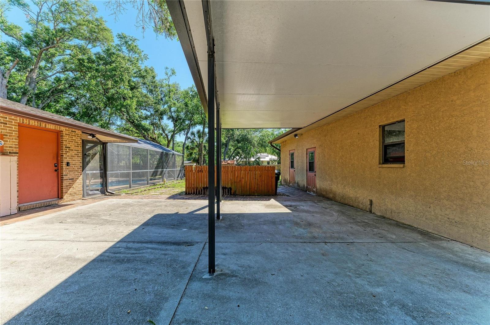 LOST FOREST - Residential