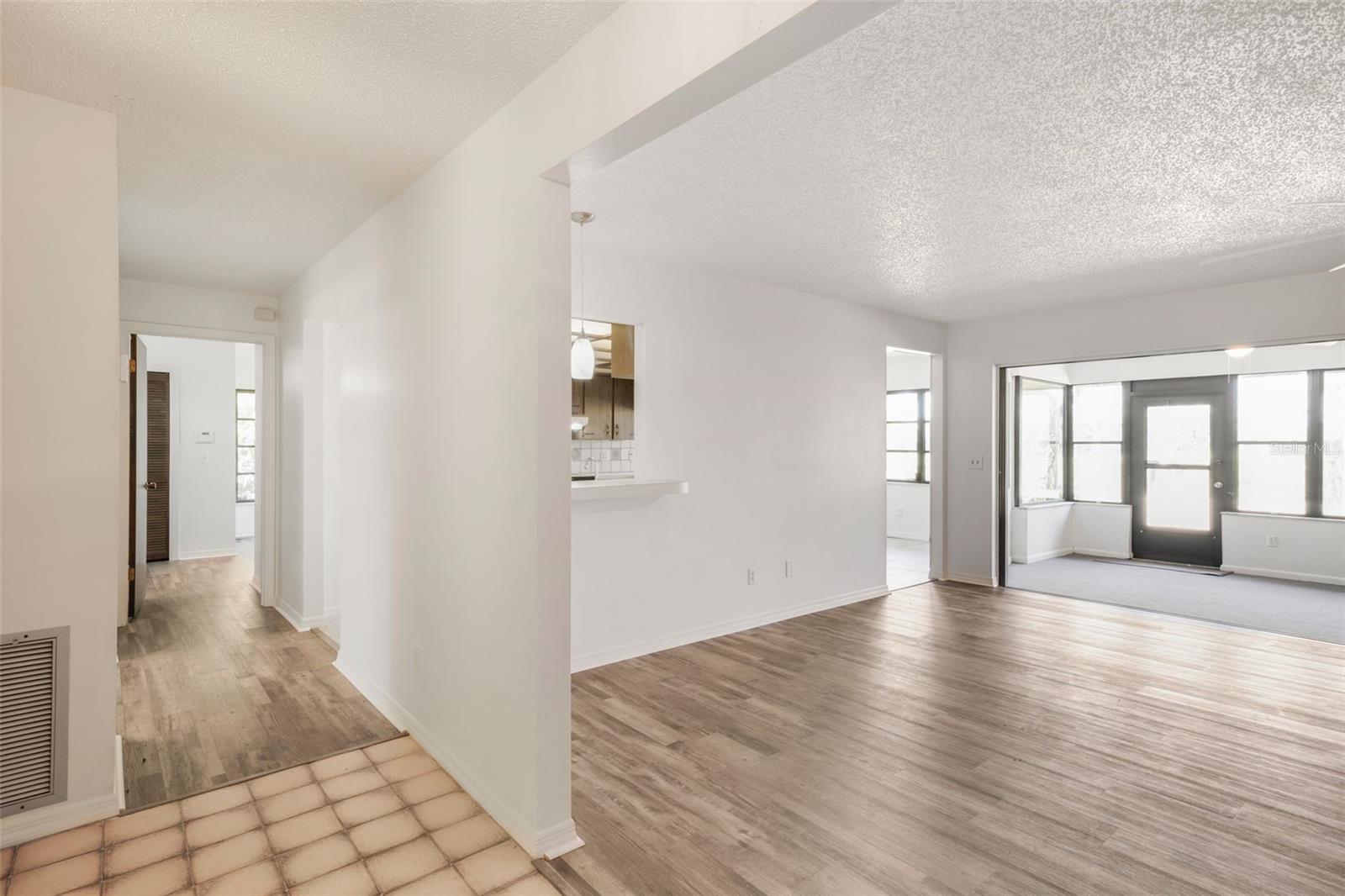4401 E WINDMILL DRIVE