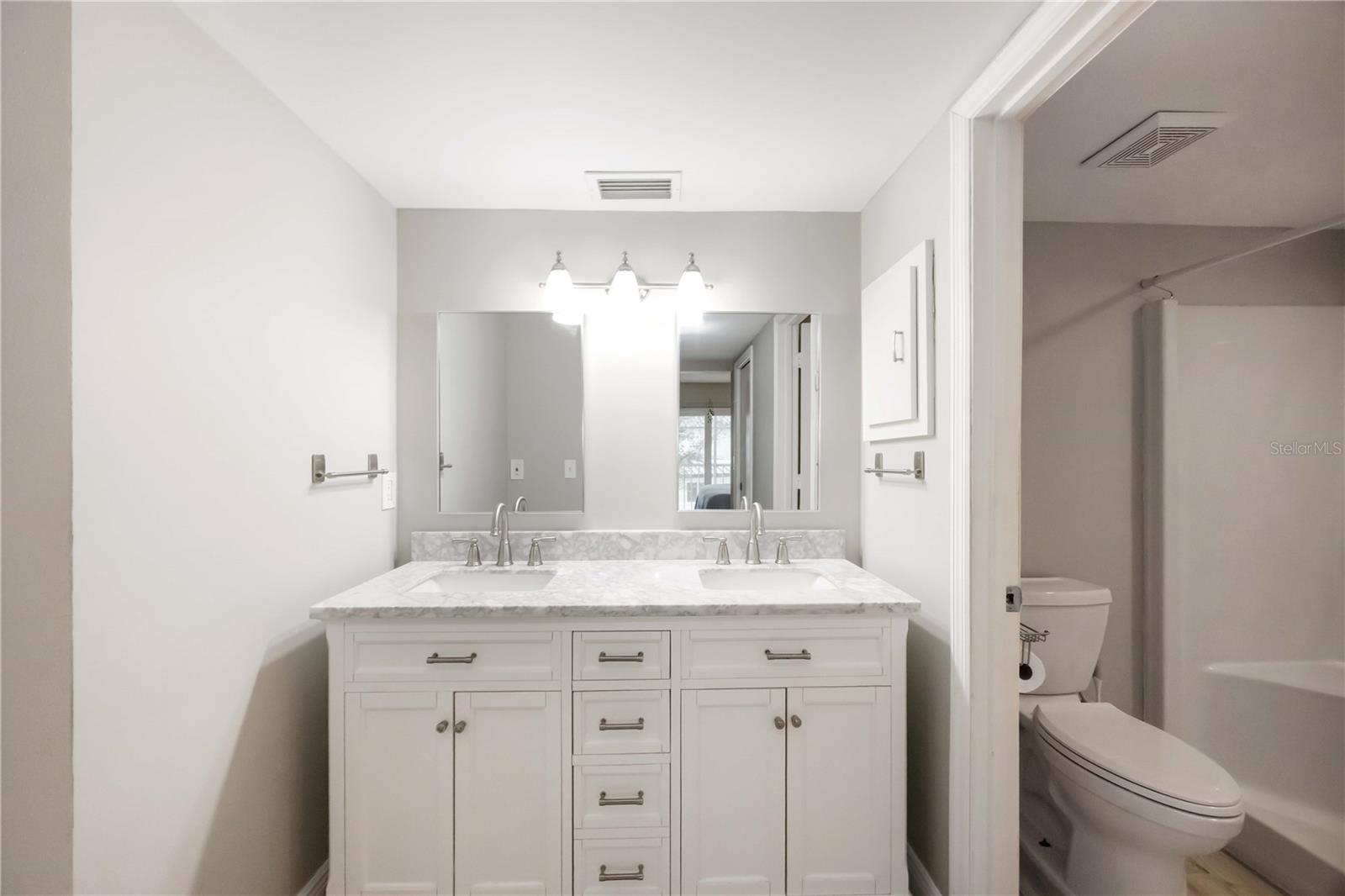 MANASOTA SHORES PH 02 BLDG C - Residential