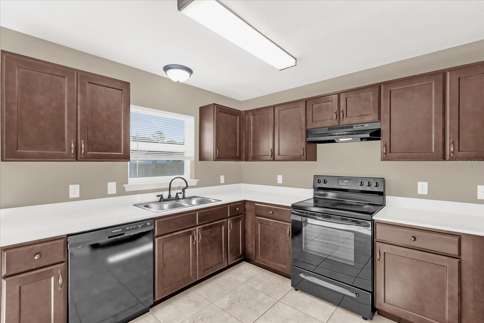 SILVER SPGS SHORES - Residential