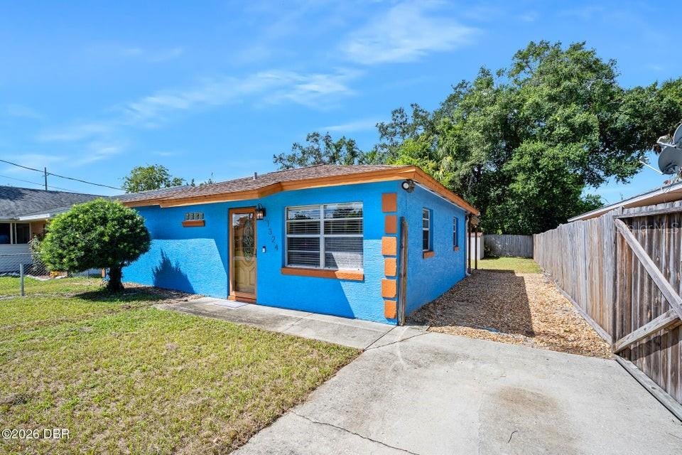 1324 GRANADA AVENUE