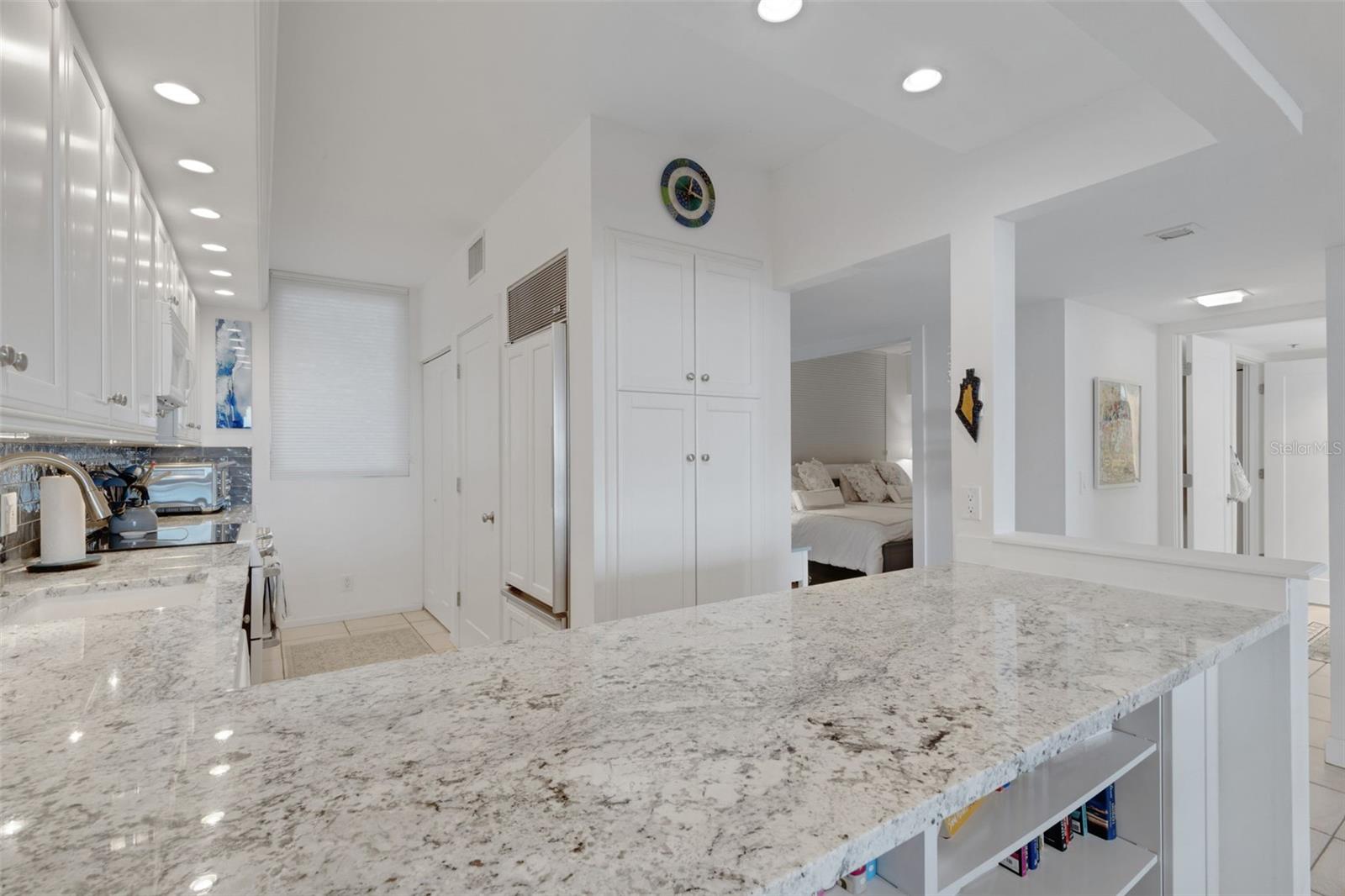 BEACHPLACE II - Residential