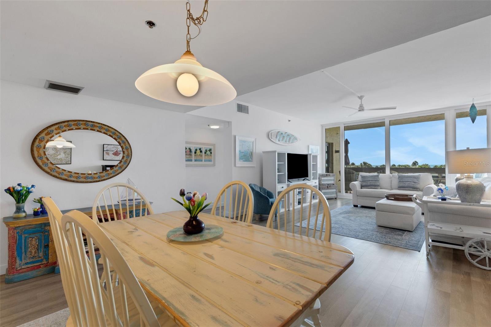 BEACHPLACE II - Residential