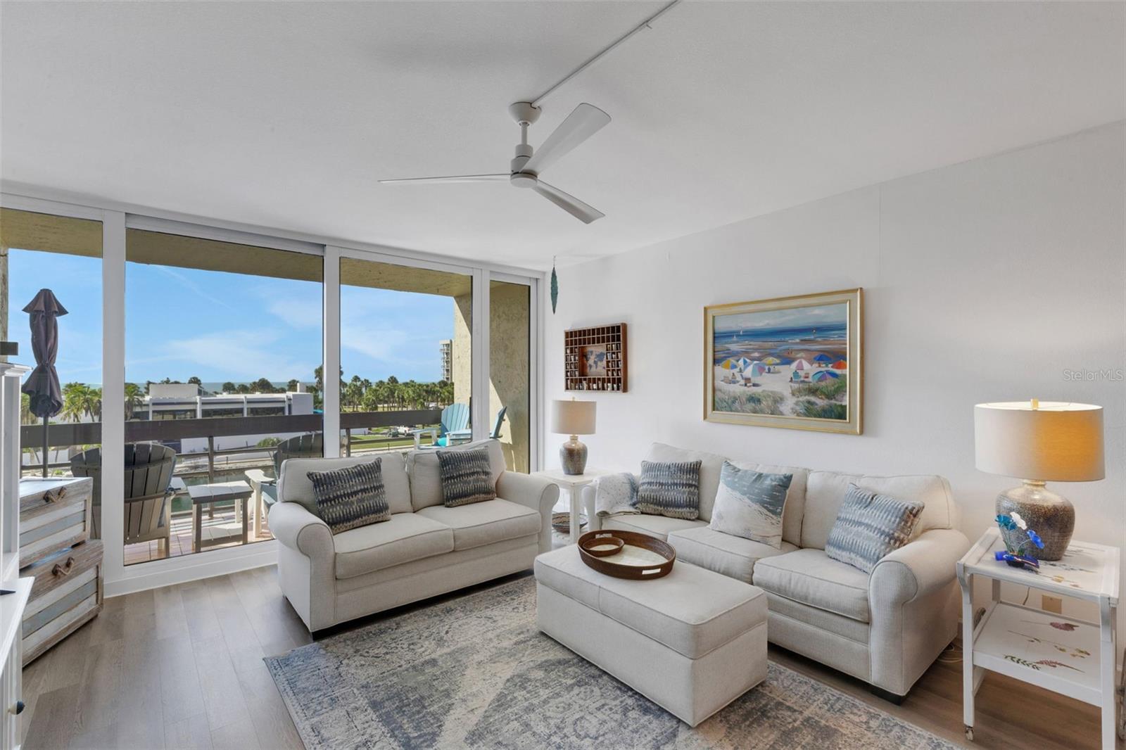 BEACHPLACE II - Residential