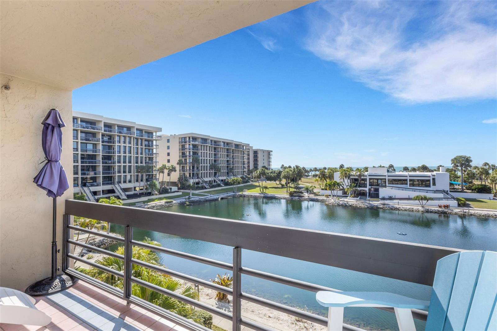 BEACHPLACE II - Residential