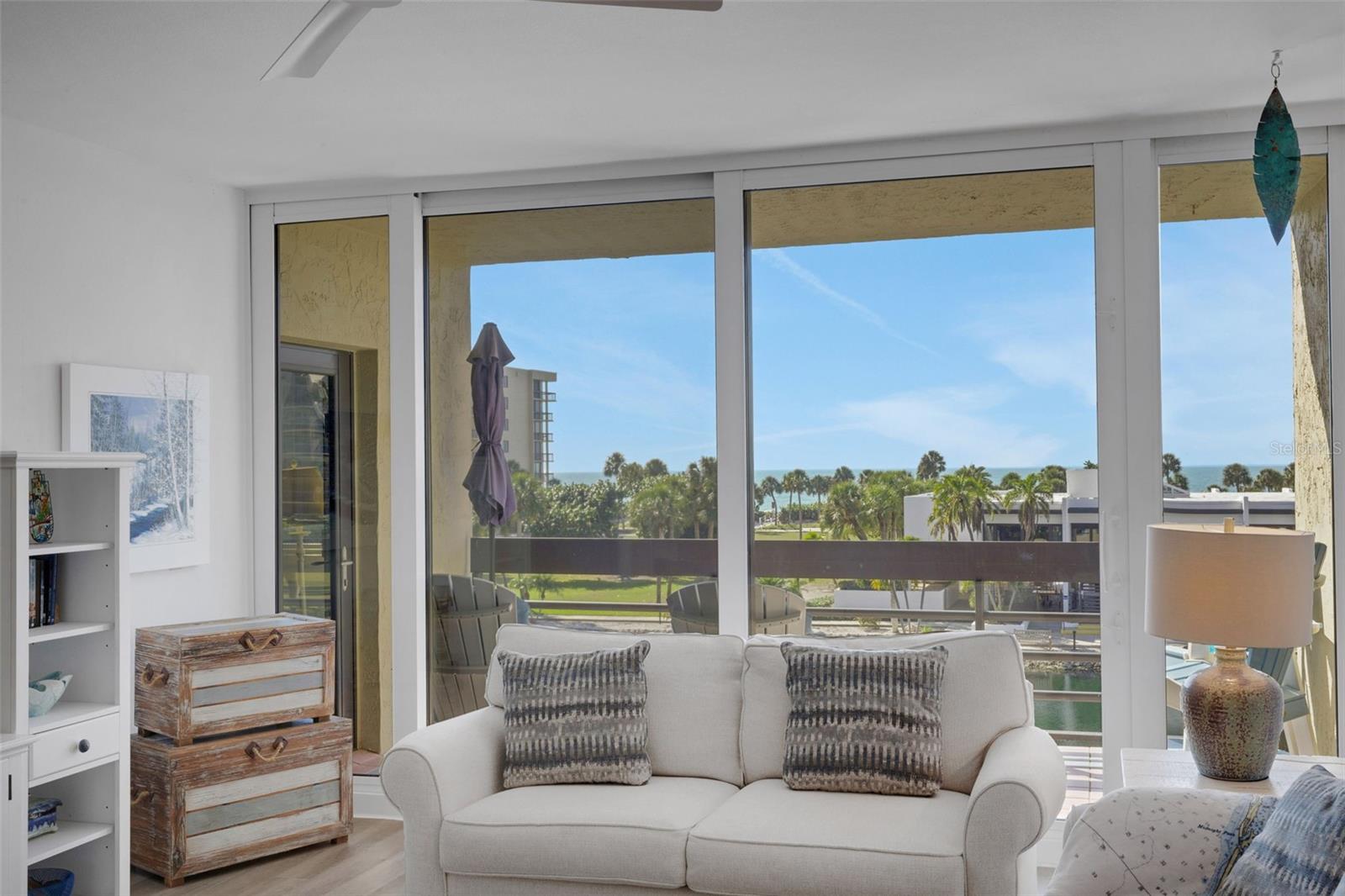 BEACHPLACE II - Residential