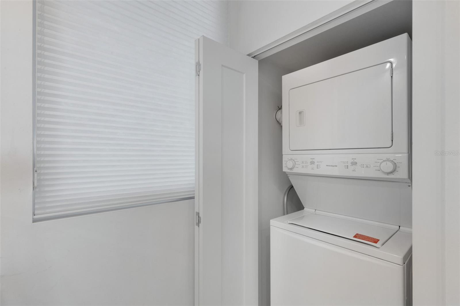 BEACHPLACE II - Residential