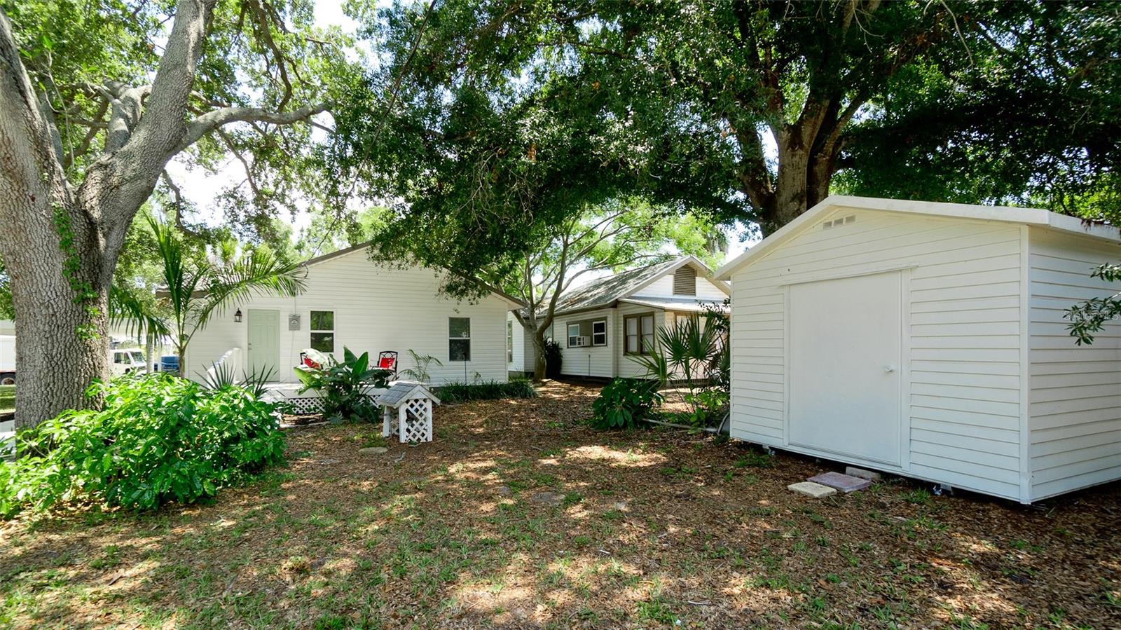 Photo 10 of 57 of 2312 W 14TH AVENUE house