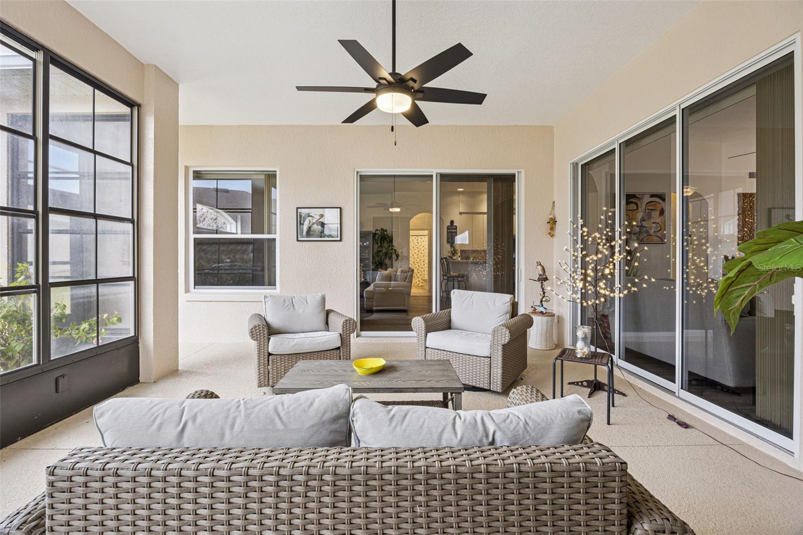 ROYAL HARBOR - Residential