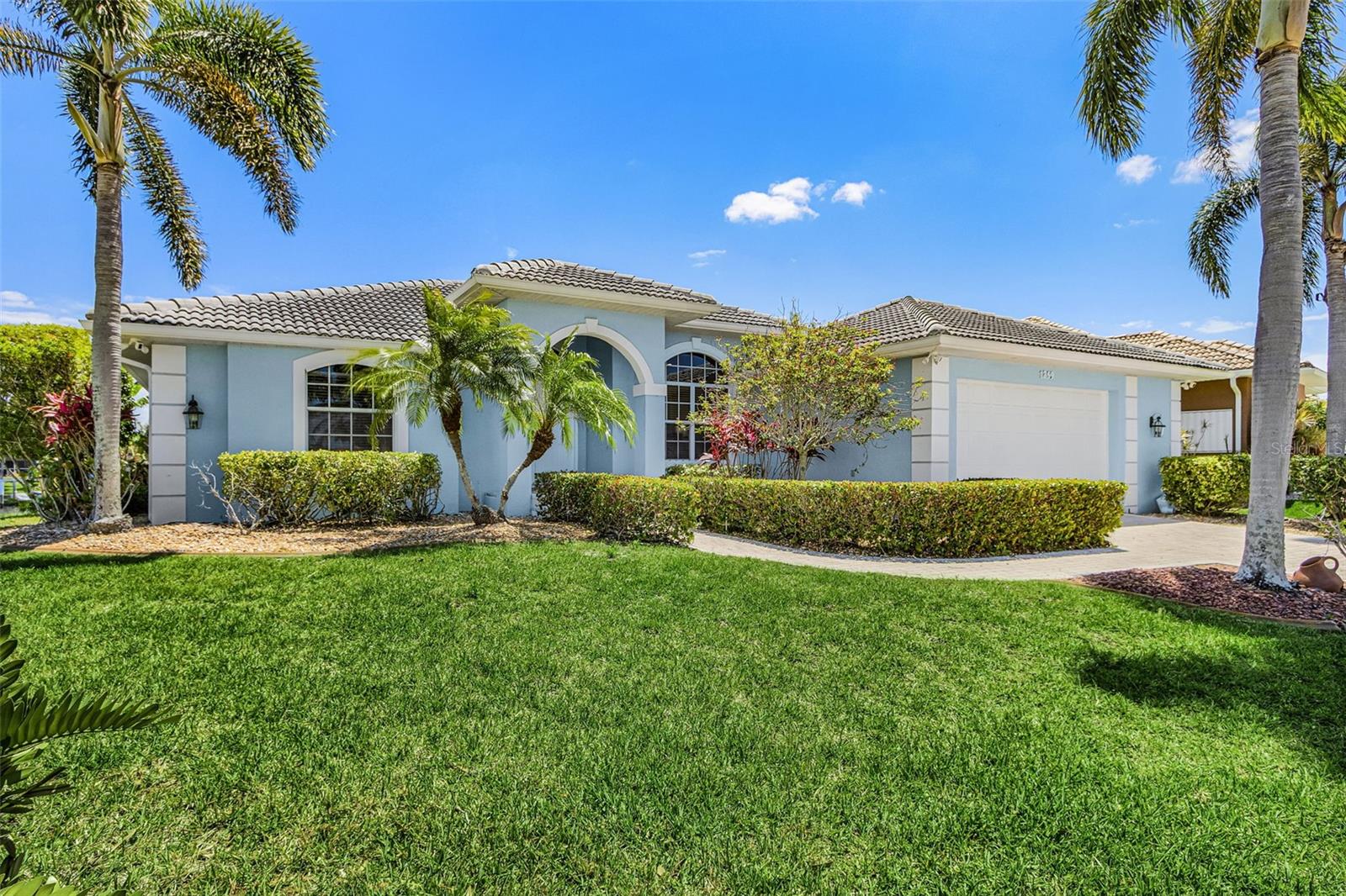 1359 PINE SISKIN DR