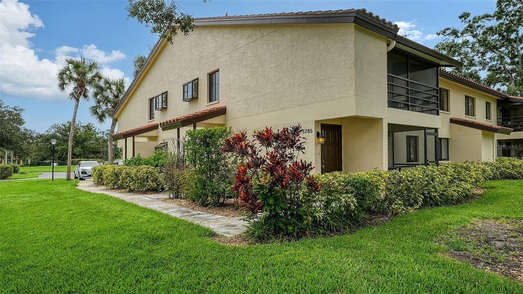 Photo of 5785 Gardens Drive #5785, Sarasota, FL 34243 (MLS # A4665296)