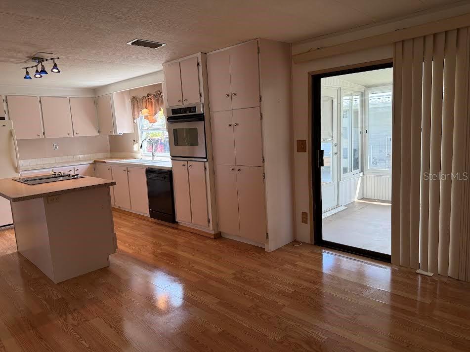 COLONY COVE MHP CO-OP - Residential